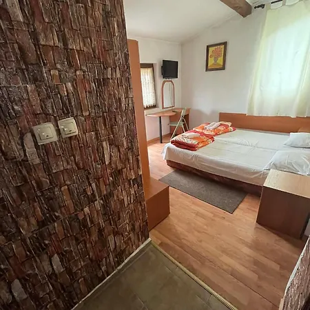 Guestrooms Ross Гостевой дом